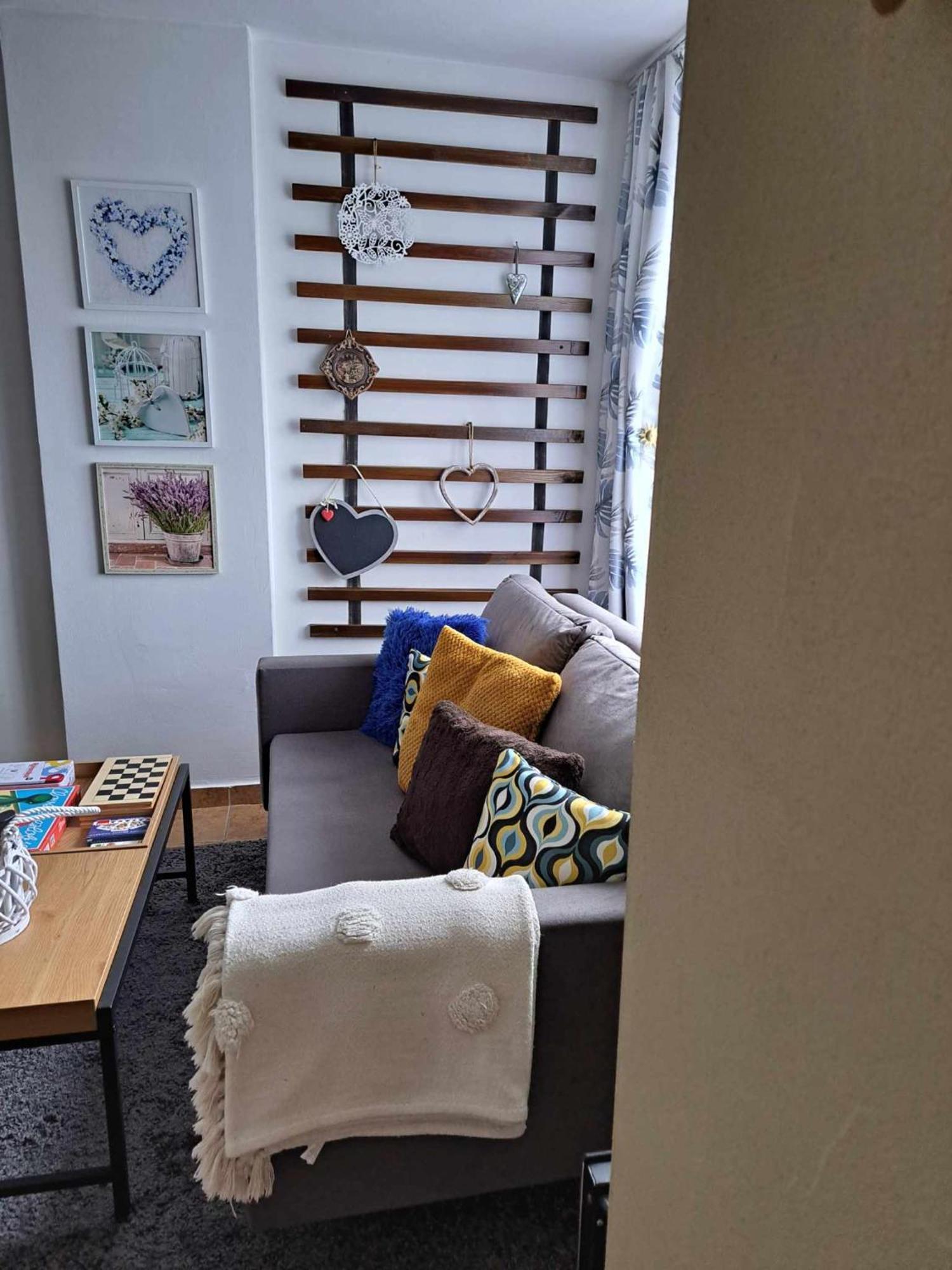 Grapeline Guesthouse Chotin ภายนอก รูปภาพ